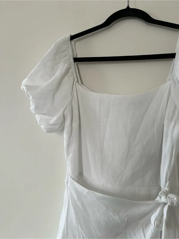 Trixxi White Puff Sleeve Wrap Mini Dress Medium Coastal European Summer Beach - Image 3
