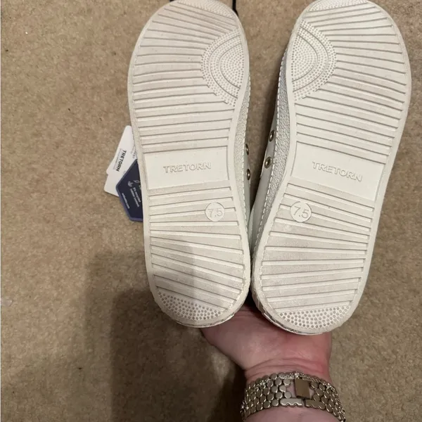 NWT Tretorn White Sneakers with Leopard Accent - Image 7