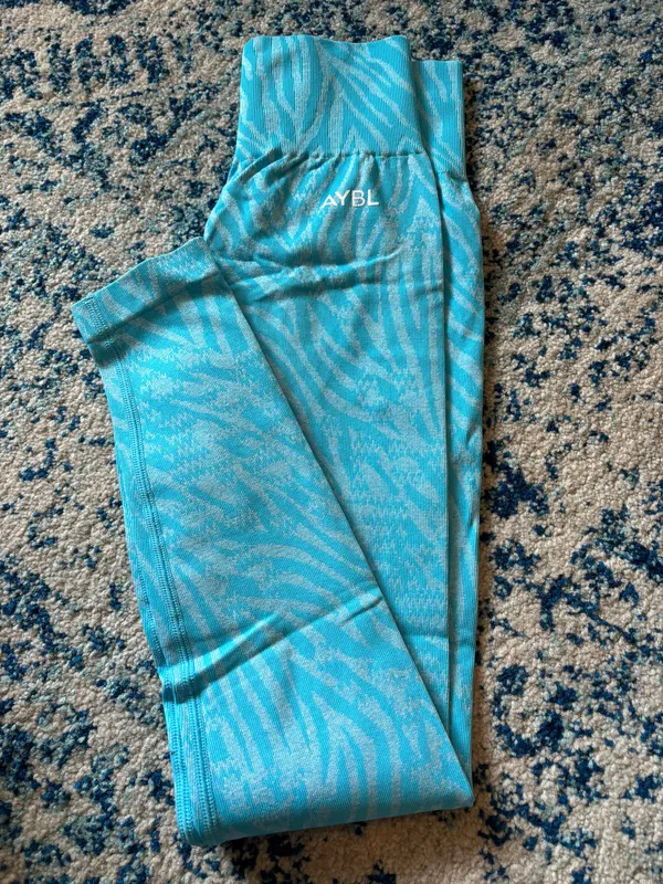 AYBL leggings - Image 2
