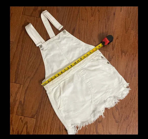 Free People Off white/ cream Crossback Skirtall - size medium (W2) - Image 8