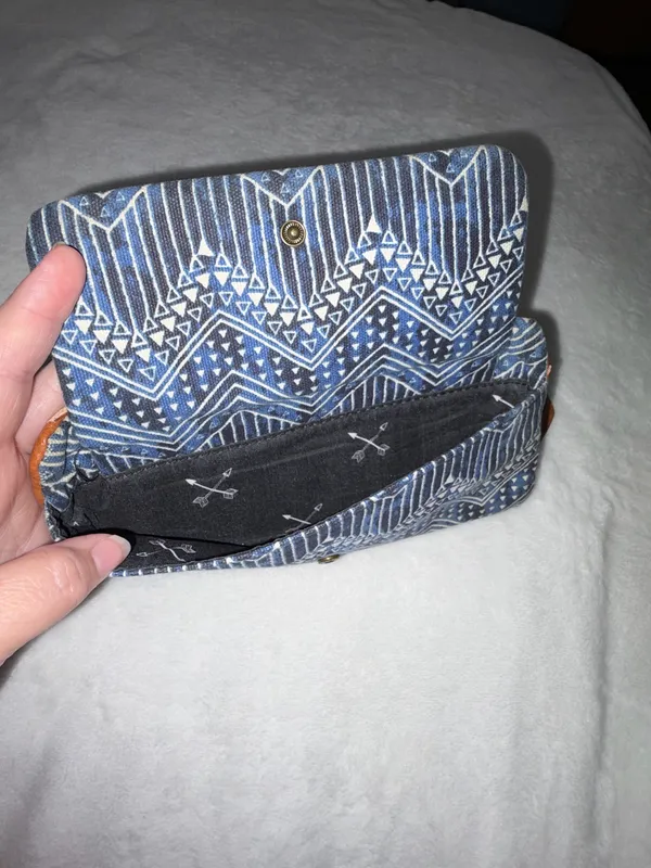 Aztec print wallet Blue - Image 4