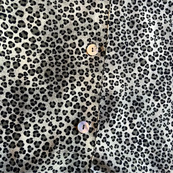 VINTAGE Y2K Leopard Print Silky Blouse Impressions XL - Image 2