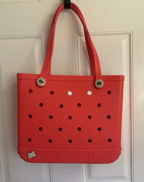 BOGG BAG Coral Me Mine Medium Tote/small insert pouch 15” x 12.5” x 5”. - Image 2