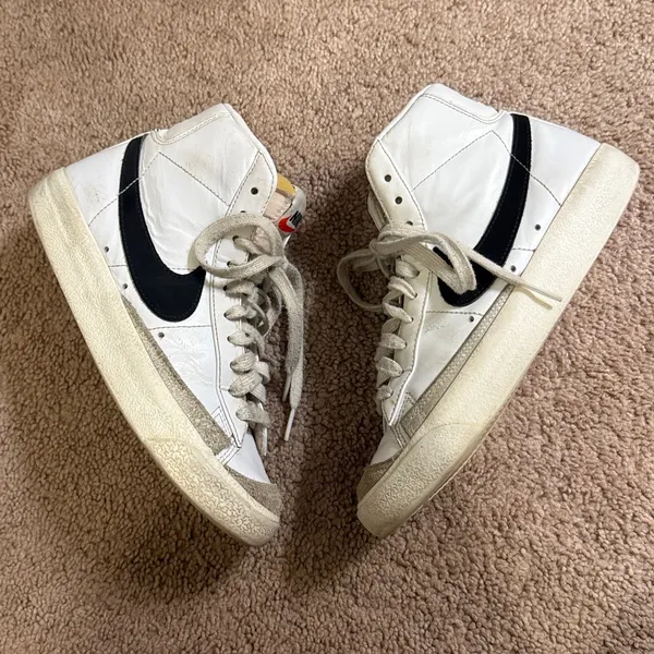 Nike White Blazer Mid Sneakers Size 6.5 - Image 3