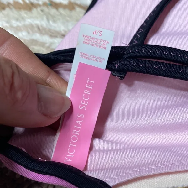 Victoria’s Secret’s 2 piece bikini​​ - Image 9