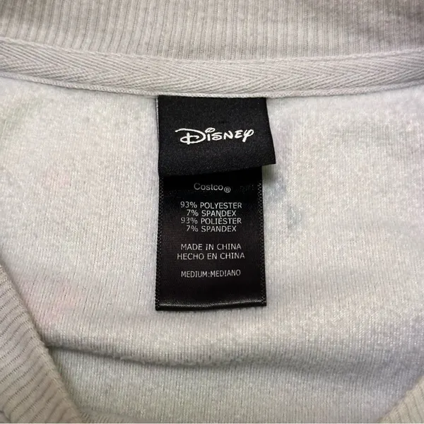 Disney Women’s fleece pajama set M - Image 10