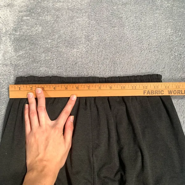 Vuori Black Cargo joggers sweatpants - Image 9