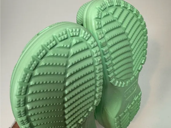 Crocs Classic Clog in Mint Green M5 W7 Unisex Comfort Shoes - Image 9