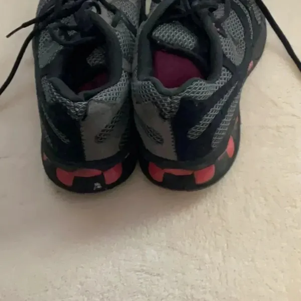 New Balance - Image 3