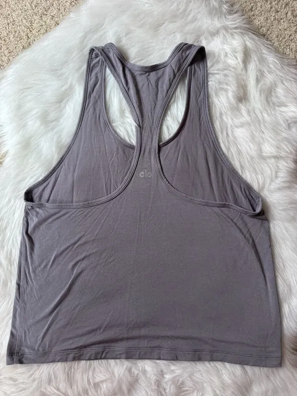 Alo Yoga All Day Tank Top (Size S?) in Fog - Image 4