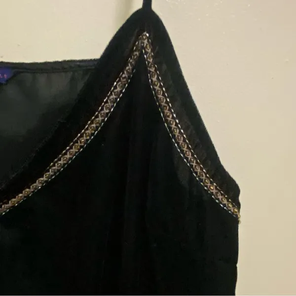 Aeropostale Womens Black Velvet Cami Tank Top XL 40” Embroidered V Neck Boho - Image 3