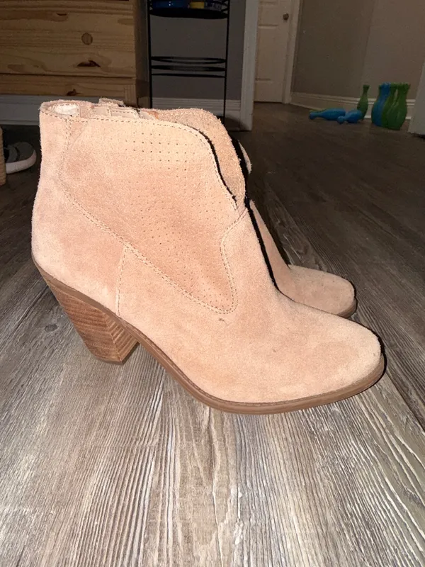 Jessica Simpson Ankle Boots with heel - Image 2