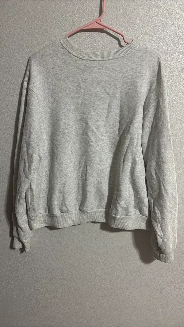 Hollister Crewneck Sweater Grey - Image 2