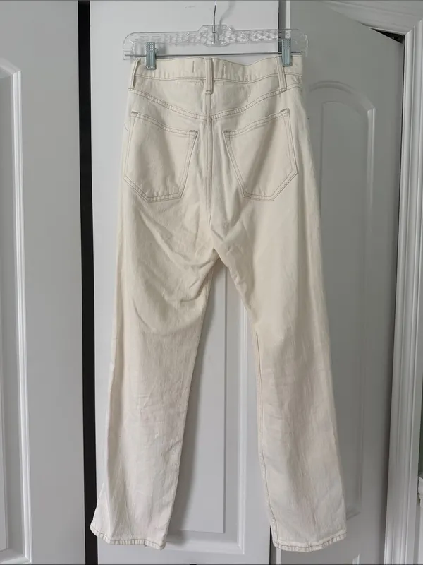 Abercrombie & Fitch Off-White Cropped Ankle Jeans - Image 4