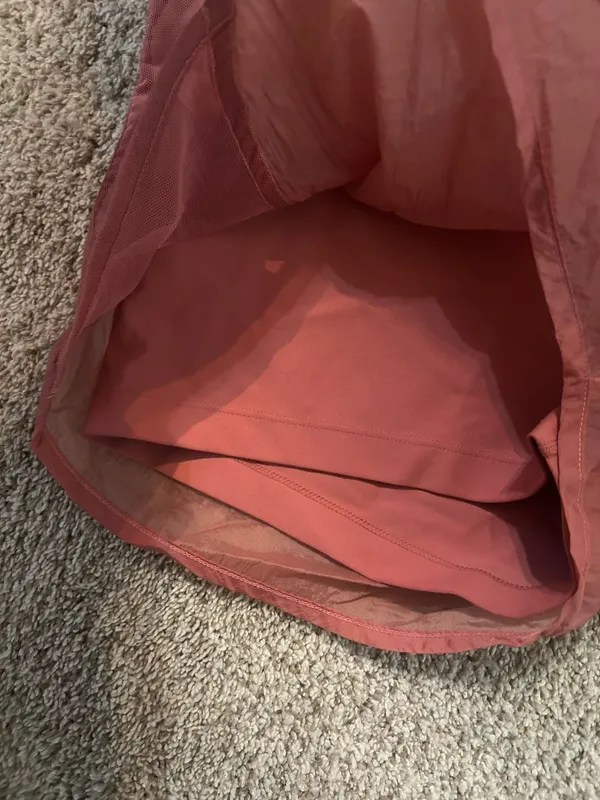 Old Navy Active Shorts - Image 2