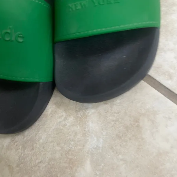Kate Spade New York Sunny Green Black Logo Slide Sandals Womens Size 6B euc - Image 6
