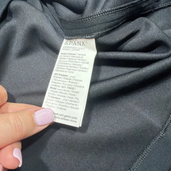 SPANX Black Crew Neck Air Essentials M - Image 4