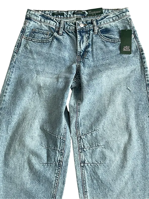 Wild Fable Low Rise Barrel Jeans Women’s Size 4 Rigid Zip Ankle Detail - Image 5