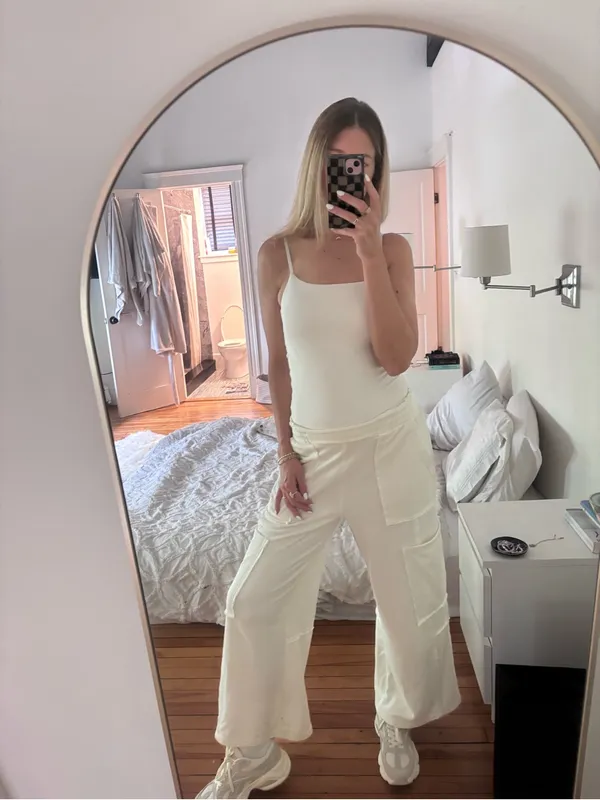 Double Zero Spicy White Cargo Pants — Small - Image 2