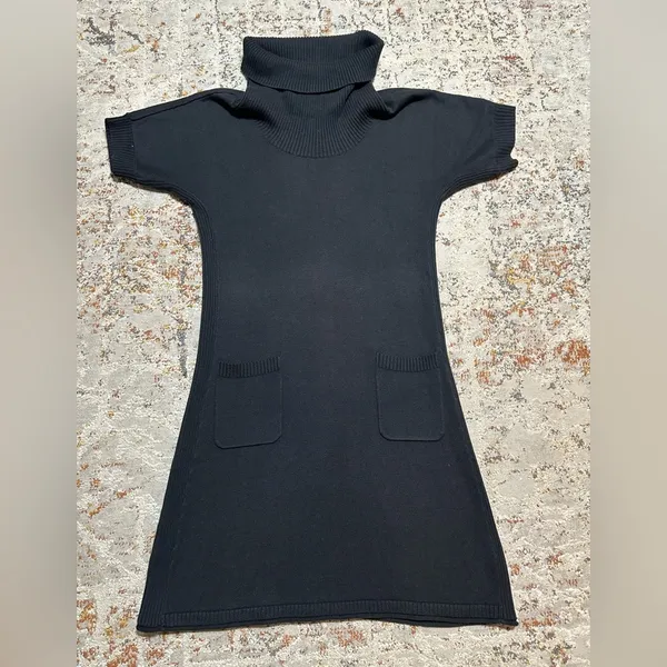 ATHLETA Cowl neck sweater dress with pockets size Small black - Image 2