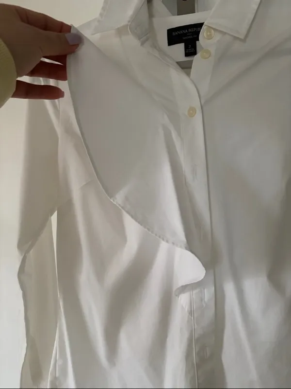 Banana Republic White Ruffle Button Down Shirt Size 2 - Image 4