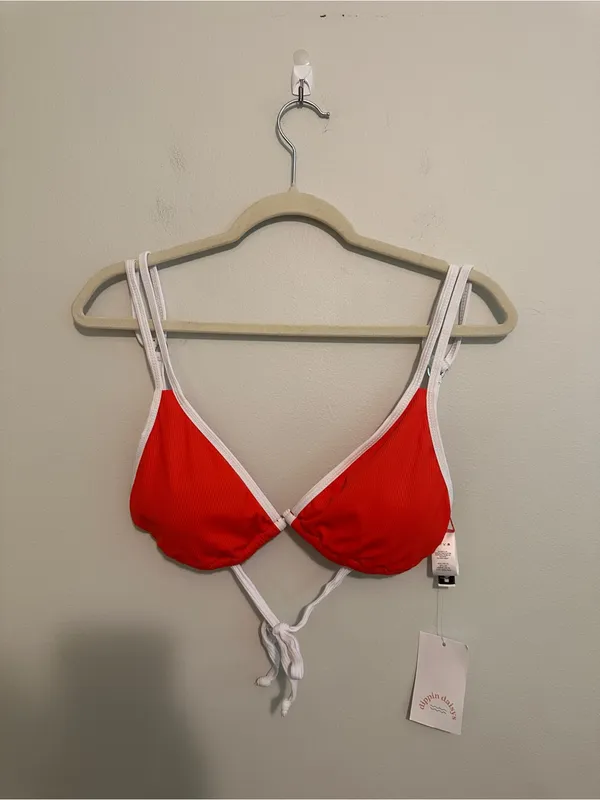 Dippin' Daisy's Red Cyrus Double Strap High Cut Bikini Set - Image 8