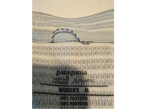 Patagonia Capilene 3 Midweight 1/4 Zip Top Size M Grey White Striped - Image 9