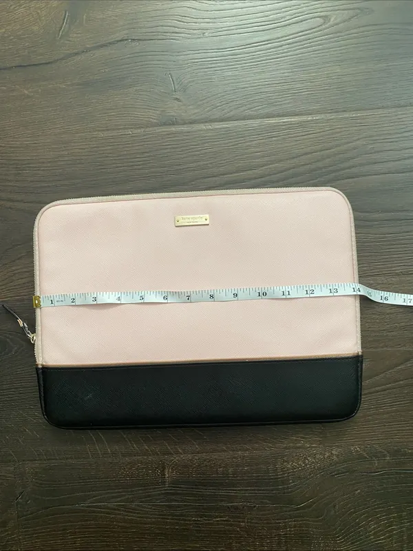 kate spade Two-Tone Pink and Black Laptop Sleeve with Gold Logo - Image 6