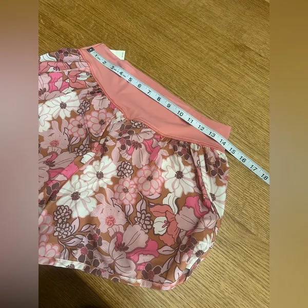 AERIE NWT OFFLINE By Aerie Real Me Shorts size Large - Image 6