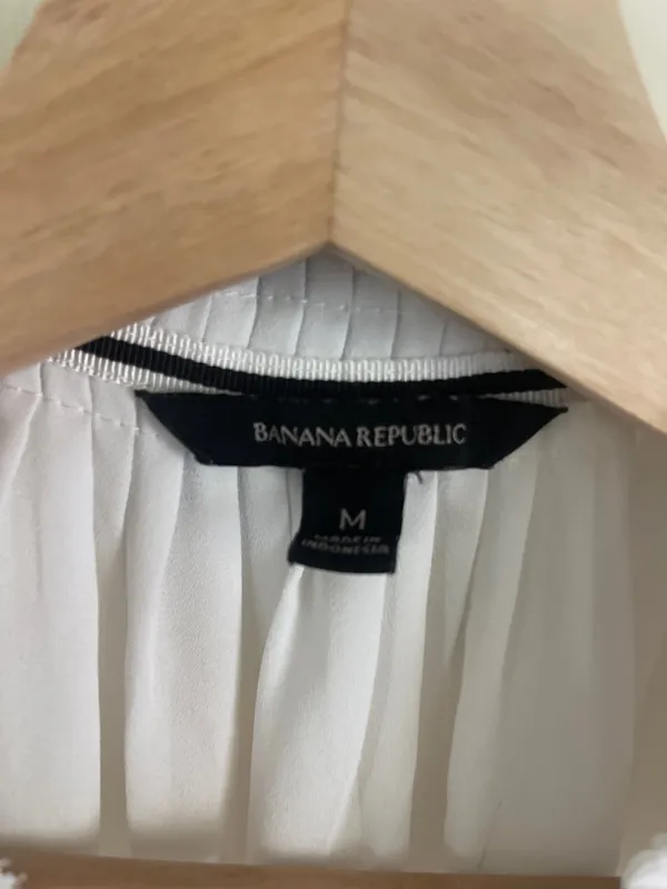 Banana Republic Blouse - Image 2