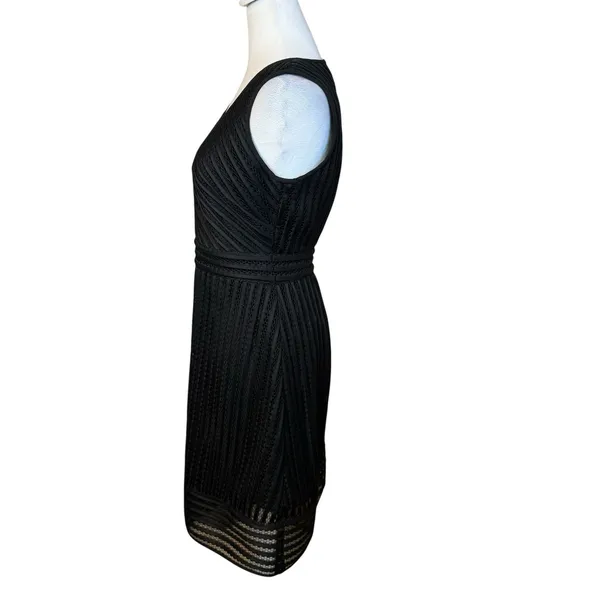 J.Crew Black Eyelet Striped V-Neck Fit &‎ Flare Dress Size 2 LBD Cocktail Event - Image 3