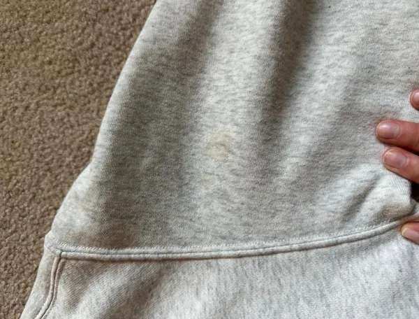 Old Navy White Zip-Up Hoodie - Image 3