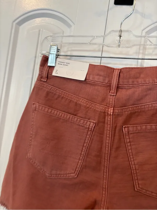 American eagle mauve the highest rise mom shorts size 2 - Image 6