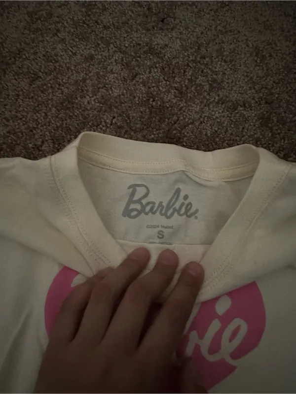 Barbie Cream Tee Shirt Size Small 0109 Pink - Image 3