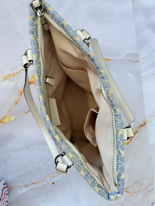 Coach Bag Shoulder Signature Tote - Image 9