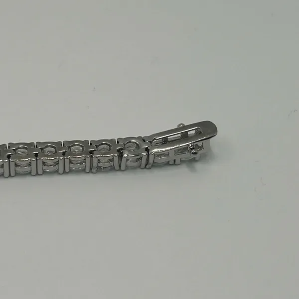 Moissanite Tennis Bracelet Silver 5mm 8 Inch Brand New VVS1 Crazy Shine No Pass - Image 6