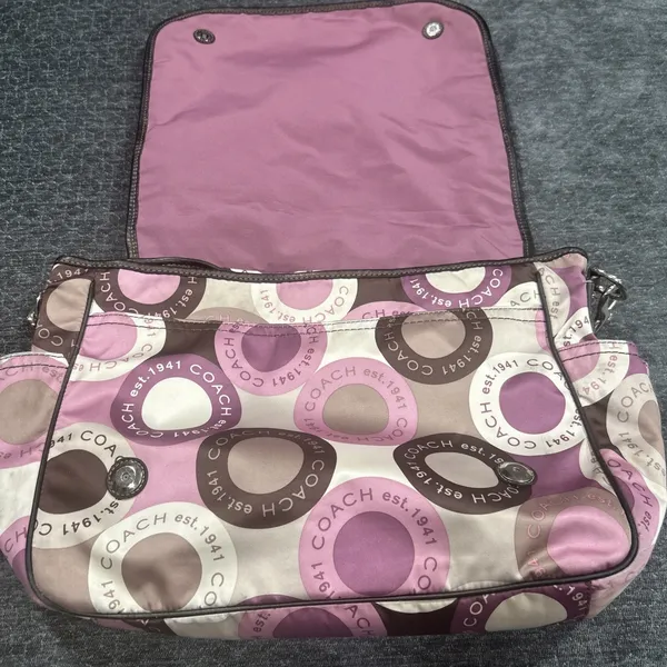 Coach Signature Snaphead F18377 Pink Multifunction Diaper Baby Messenger Bag Pad - Image 13