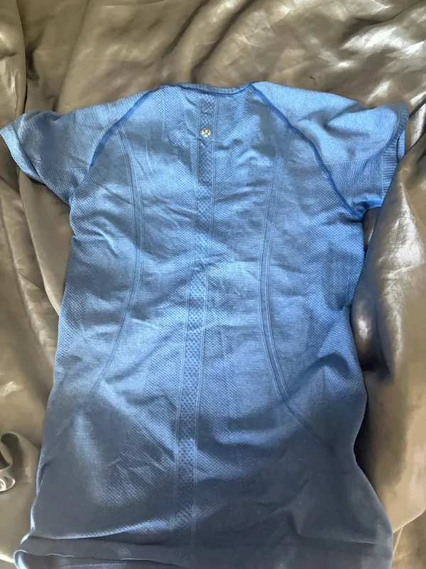 Lululemon Shirt Tech - Image 2
