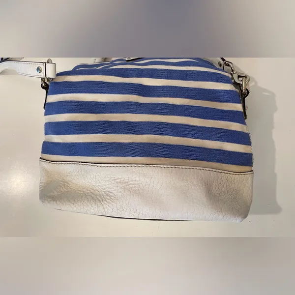 Kate Spade Maria Southport Ave Blue&White Leather‎ Crossbody Bag - Image 9