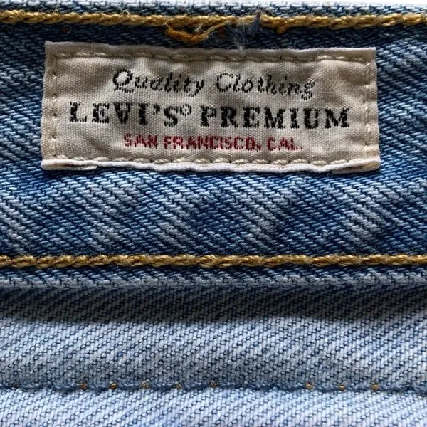 Levi's 501 Original Straight Jeans Women W28 L30 Light Wash Blue Premium Classic - Image 5