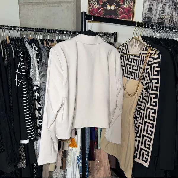 Abercrombie & Fitch Cropped Beige Tailored Blazer Womens XL New NWT Preppy - Image 4