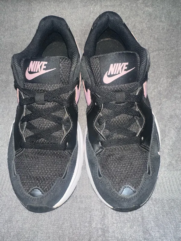 Nike Women’s Air Max Sneakers - Image 6