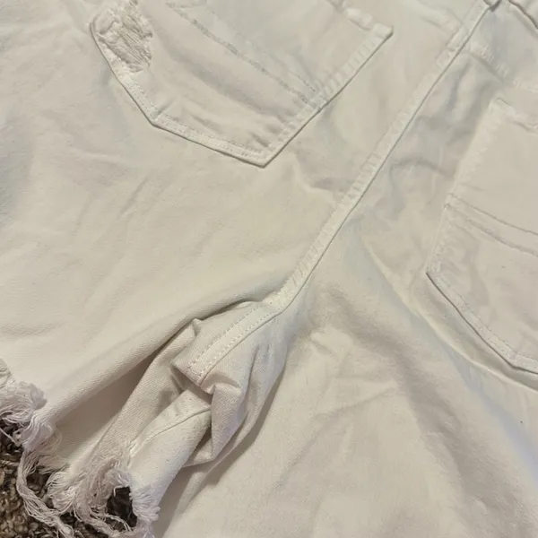 American Eagle Curvy Hi-Rise Shortie Jean Shorts 18 White - Image 10