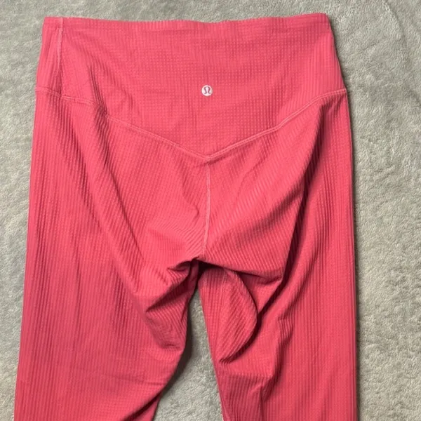 Lululemon‎ V Waist Yoga Tight 25" Grid Texture Leggings Size 8 Vintage Rose - Image 2