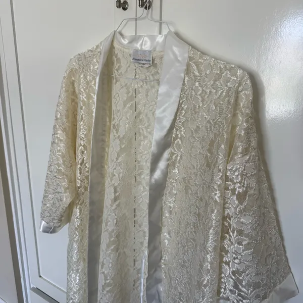 Vintage Alexandra Nicole Bridal Robe set - Image 3
