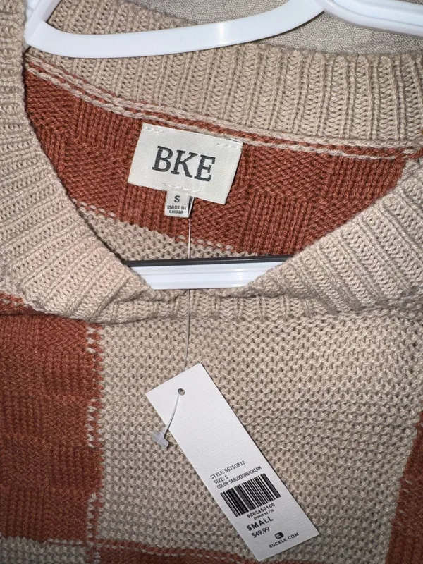 NWT BKE CHECKERED BUCKLE SWEATER SIZE SMALL - Image 2