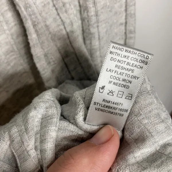 BKE by the buckle gray‎ ribbed open cardigan size small - Image 5
