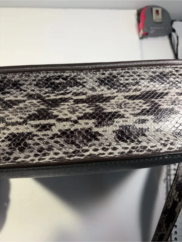Coach Gray Leather Crossbody Bag - Silver Logo - Image 10
