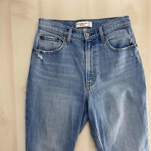 ABERCROMBIE & FITCH curve love the kick flare ultra high rise jeans 26 2 SHORT - Image 5