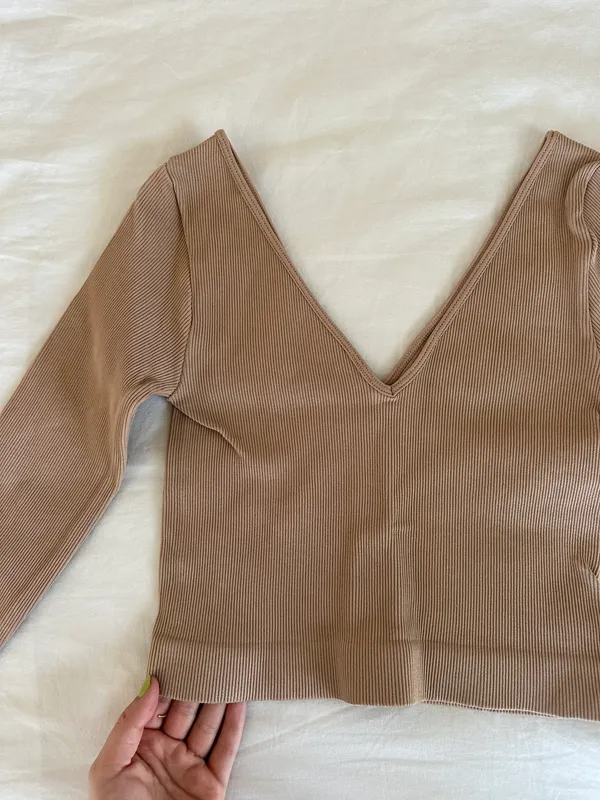 Ribbed V Neck Long Sleeve Tan - Image 2